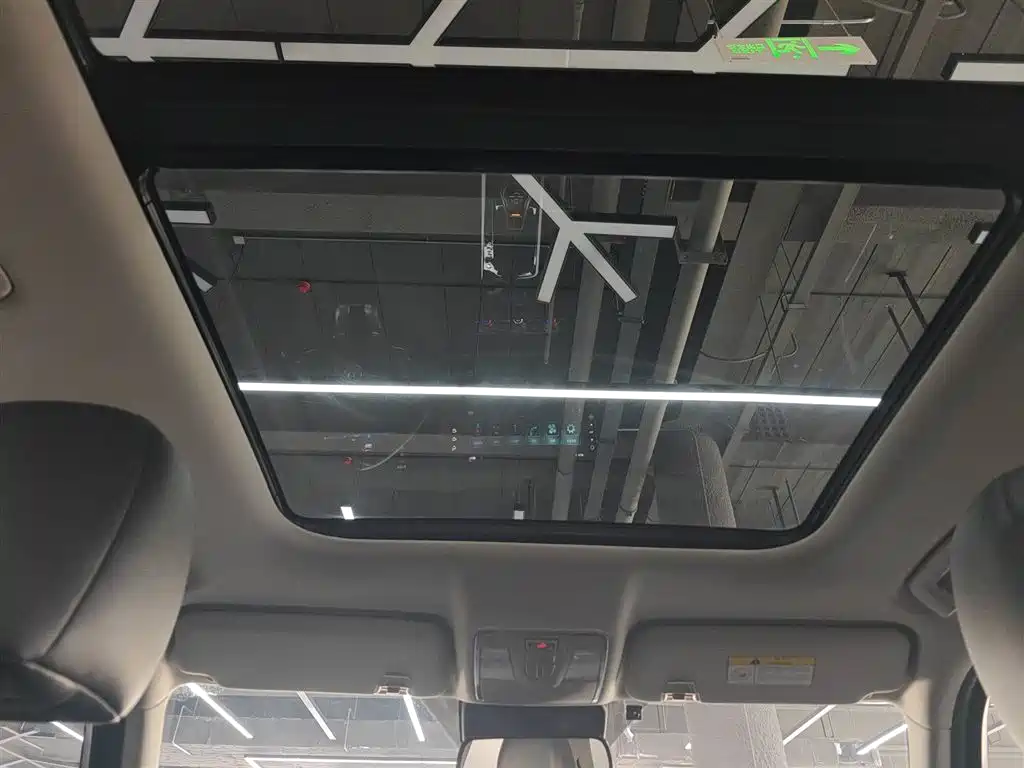 Changan CS95 — фото 18