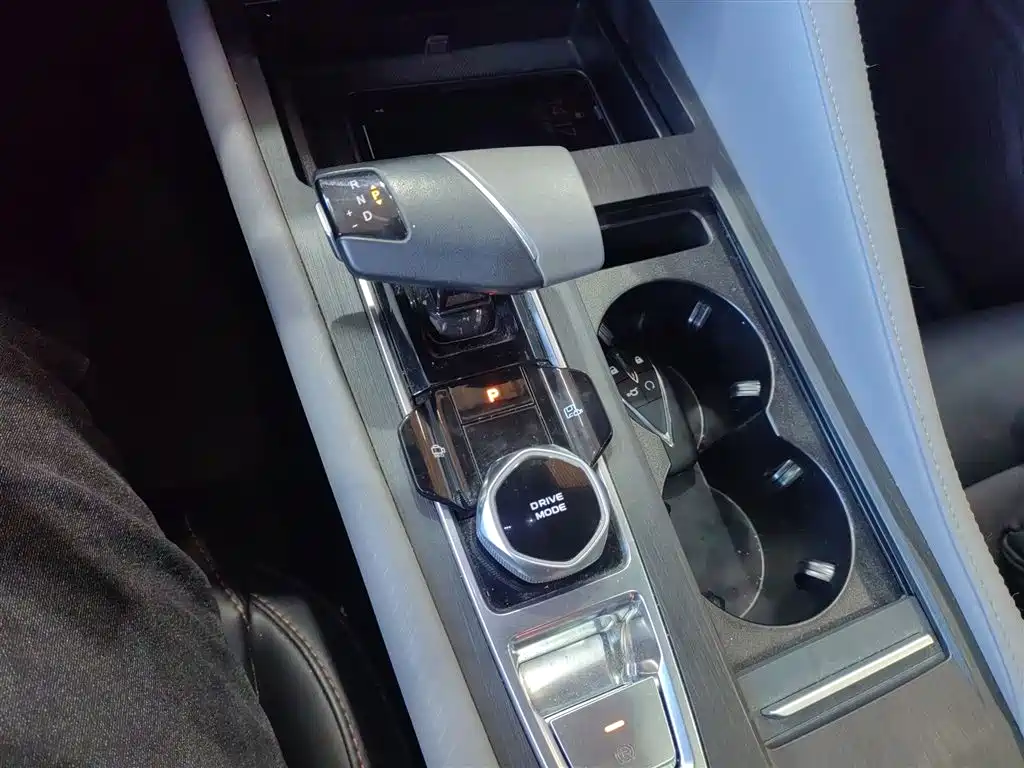 Changan CS75 PLUS — фото 11