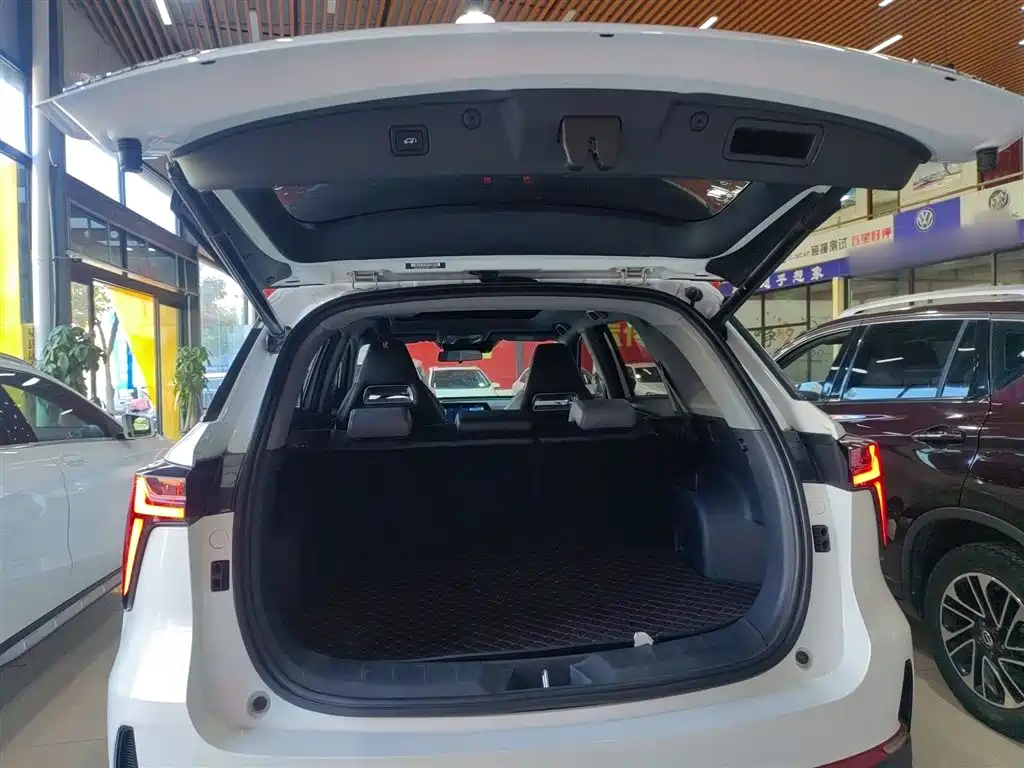 Changan CS75 PLUS — фото 16