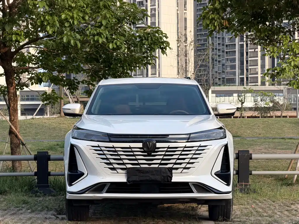 Changan CS75 PLUS — фото 2