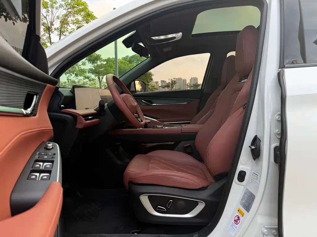 Changan CS75 PLUS — фото 4