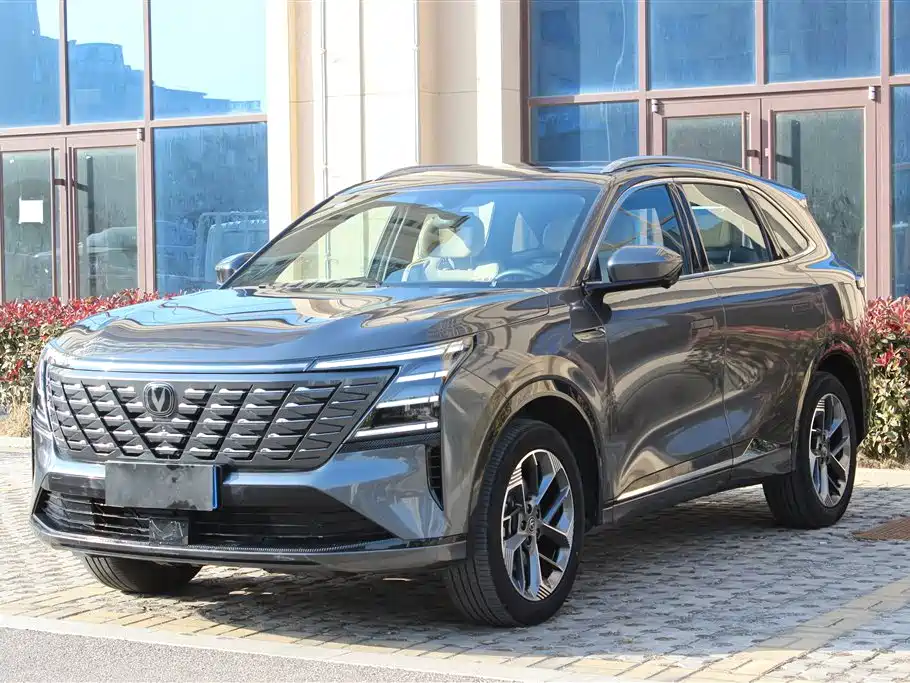 Changan CS75 PLUS — фото 2