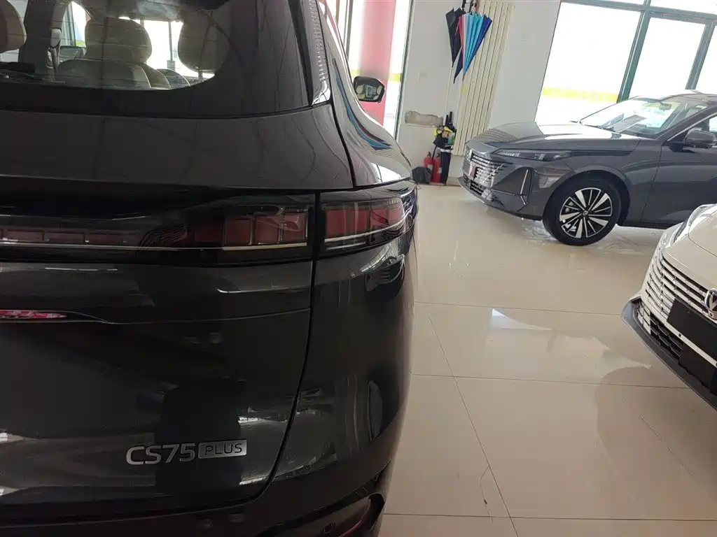 Changan CS75 PLUS — фото 24