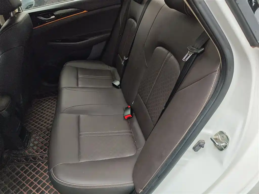 Changan Eado DT — фото 16