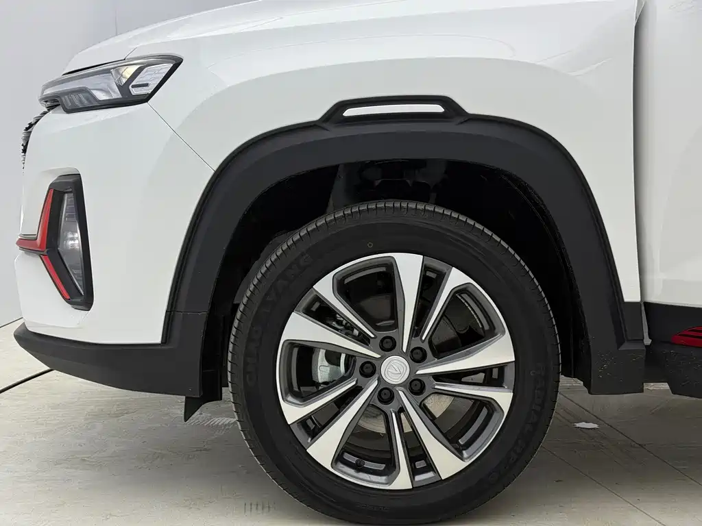 Changan CS35PLUS — фото 19