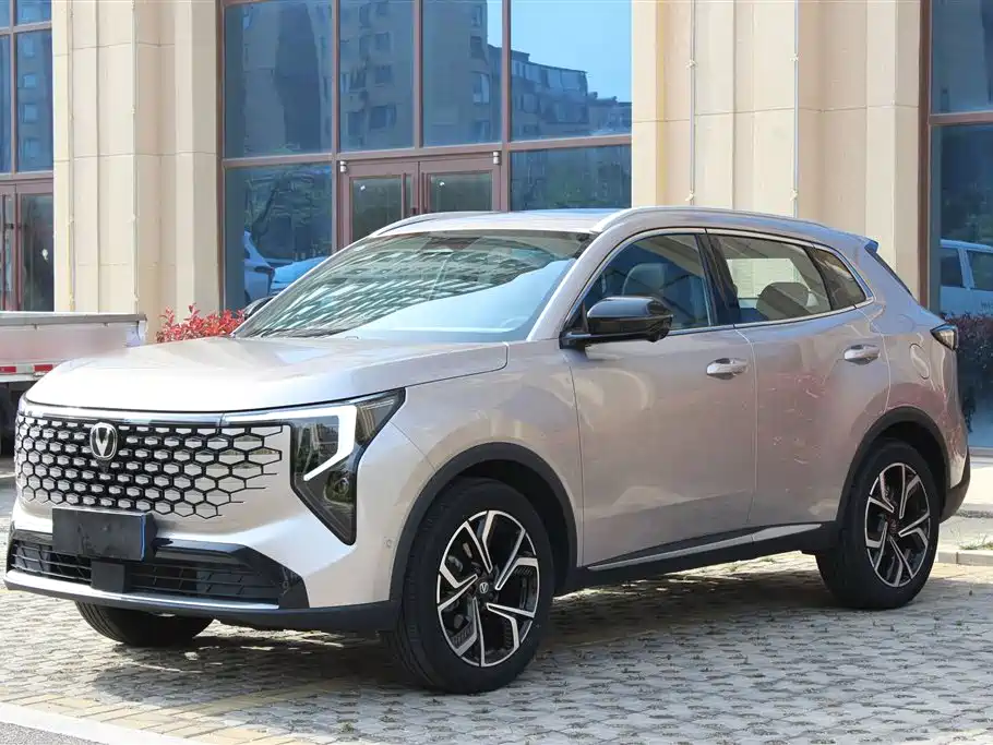 Changan CS55PLUS — фото 2