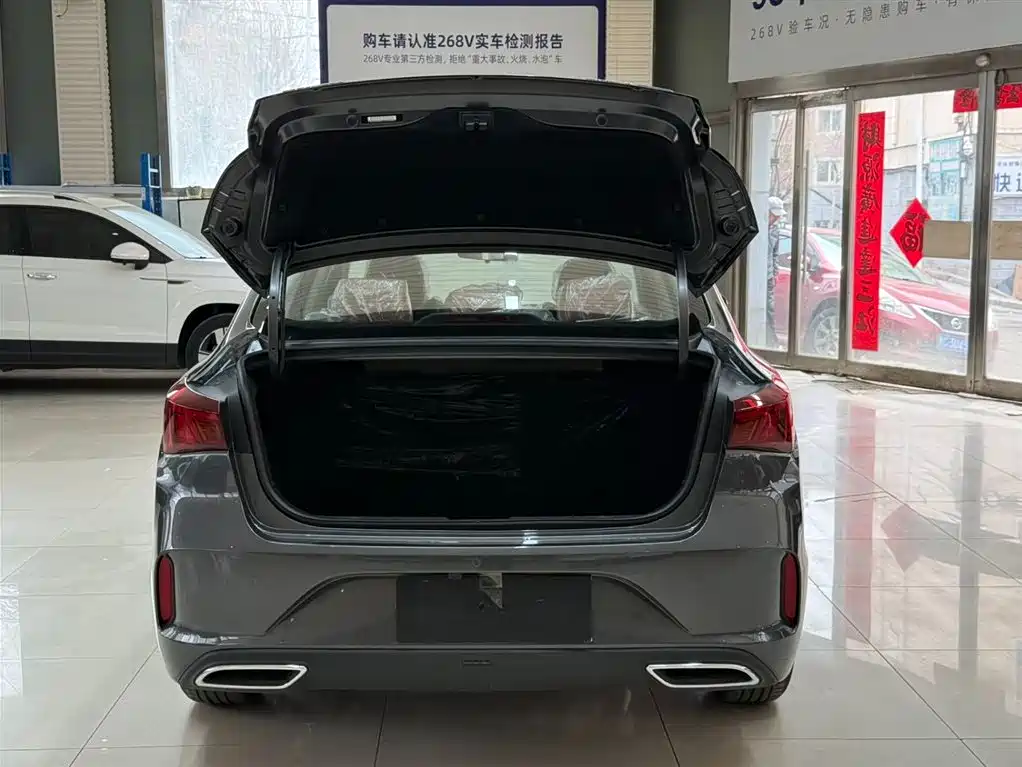 Changan Eado — фото 23