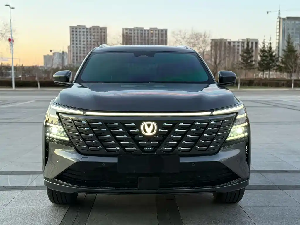 Changan CS75 PLUS — фото 2