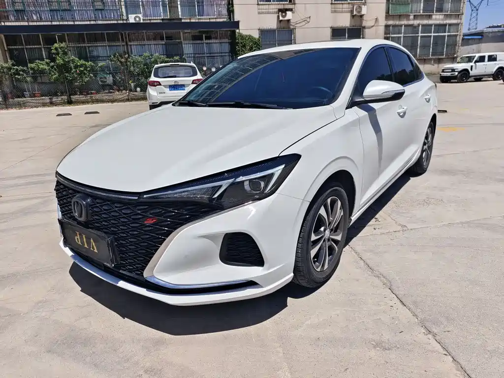 Changan Eado — фото 3