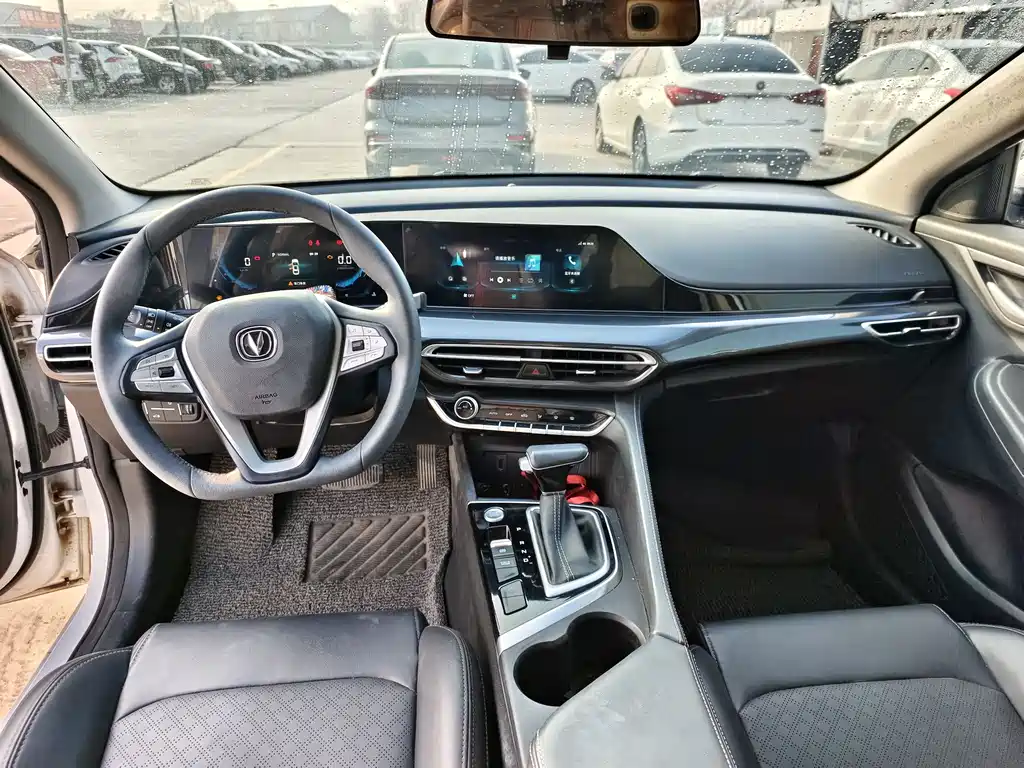 Changan Eado — фото 25