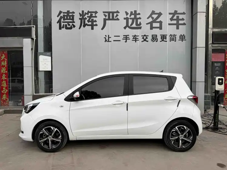 Changan Benben E-Star — фото 2