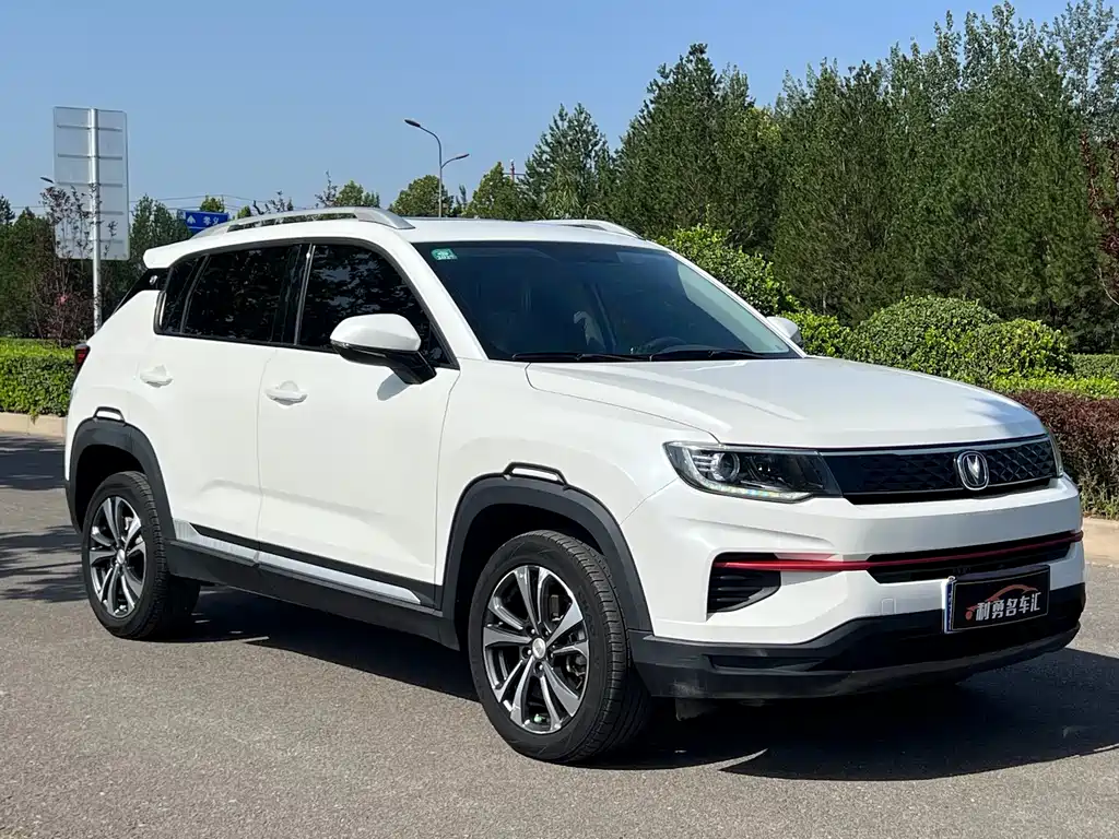 Changan CS35PLUS — фото 3