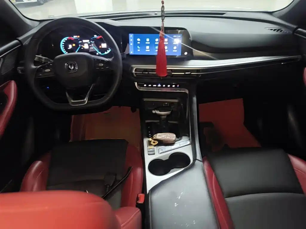 Changan CS35PLUS — фото 10