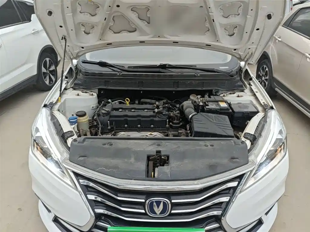 Changan Eado DT — фото 20
