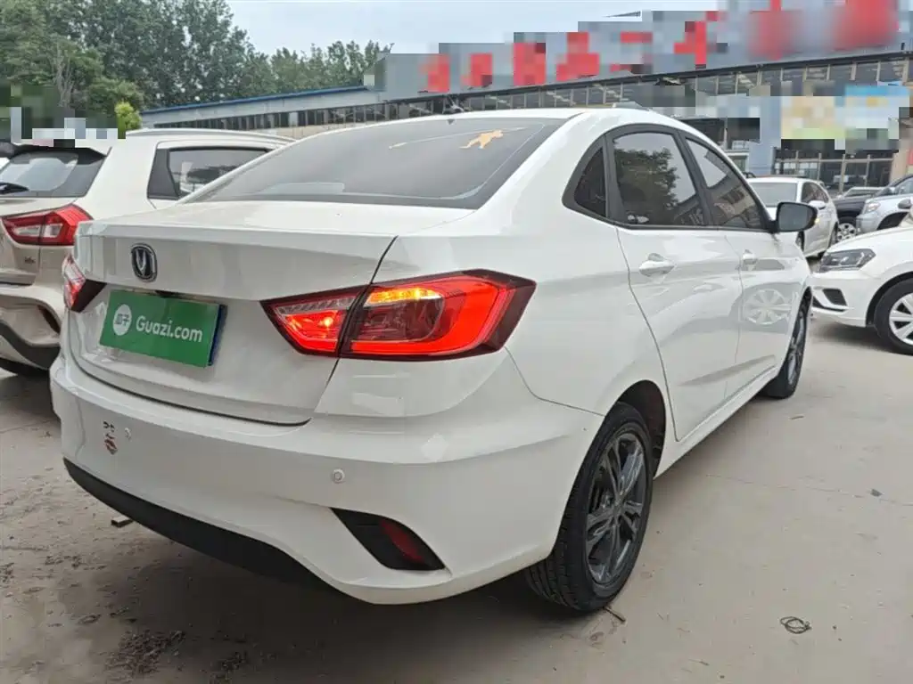 Changan Eado DT — фото 7
