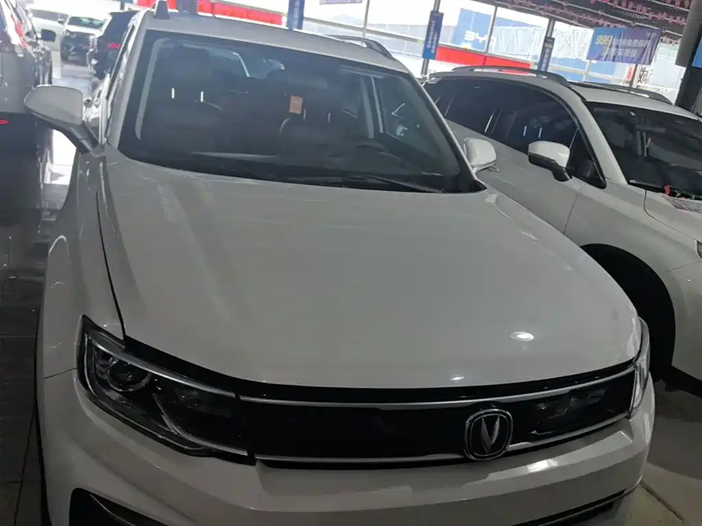 Changan CS35PLUS — фото 3