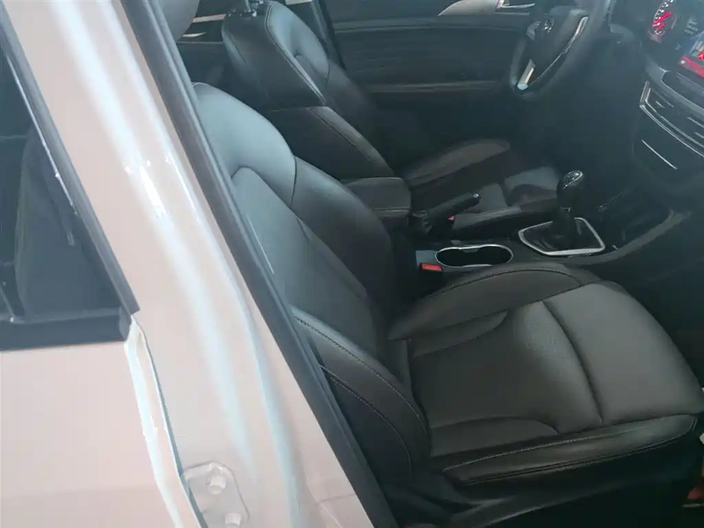 Changan CS35PLUS — фото 25