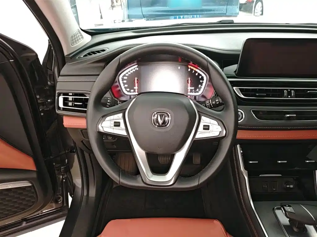 Changan CS75 — фото 11