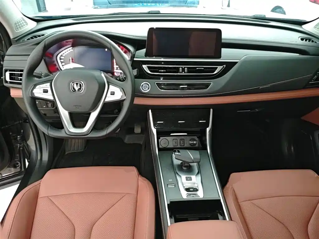 Changan CS75 — фото 10