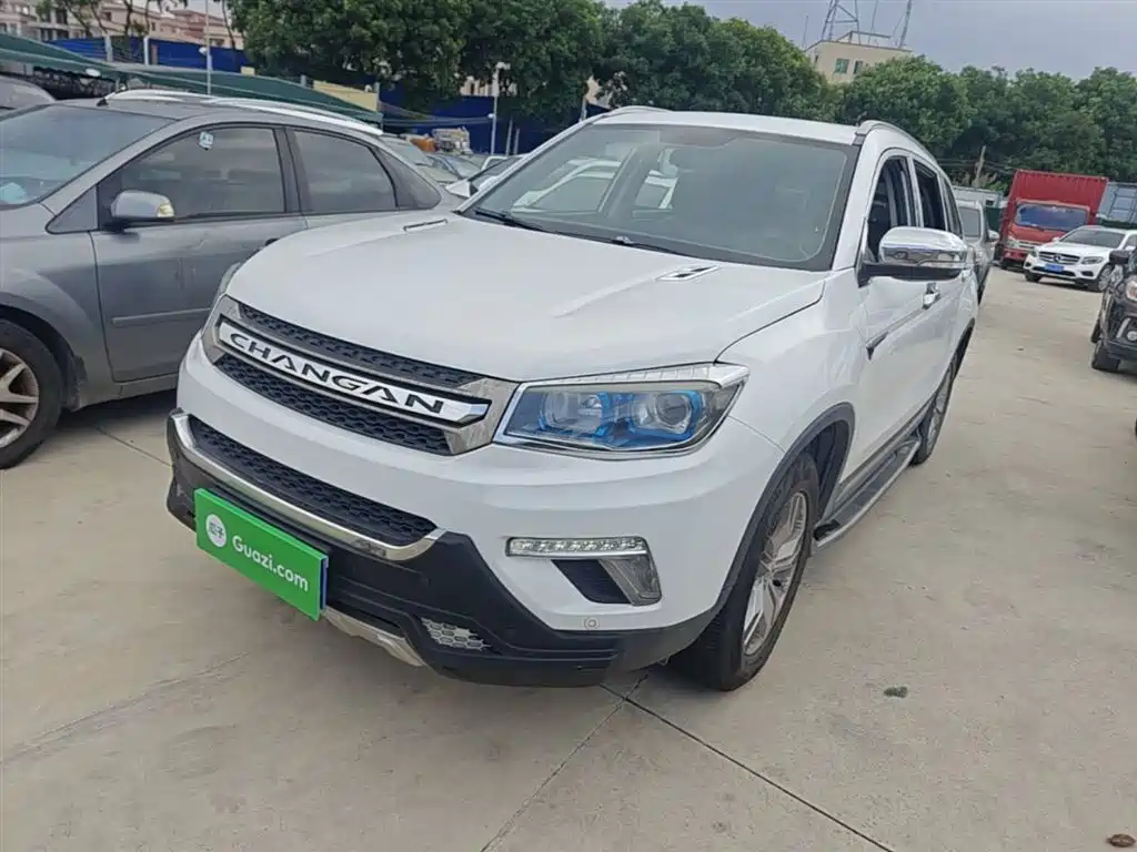 Changan CS75 — фото 2