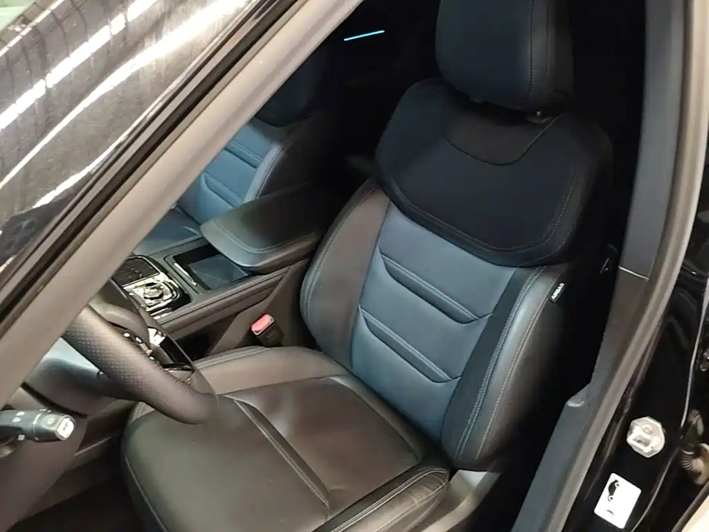 Ford Equator Sport — фото 14