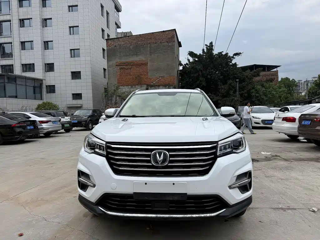 Changan CS75 — фото 2