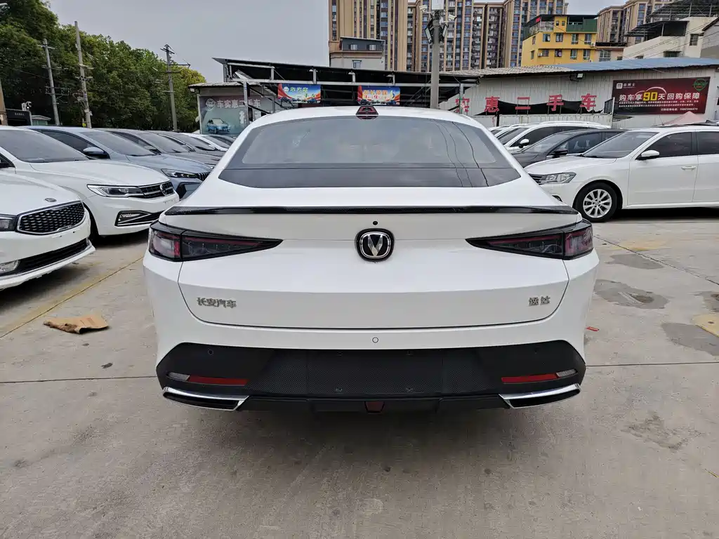 Changan Yida — фото 5