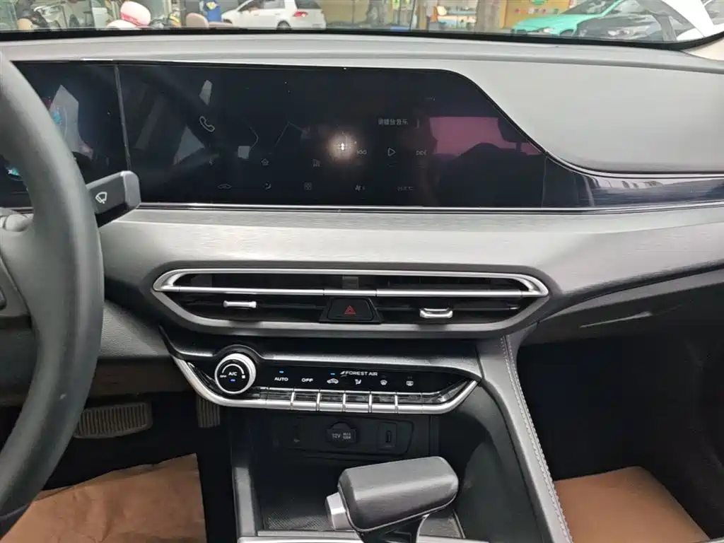 Changan Eado — фото 13