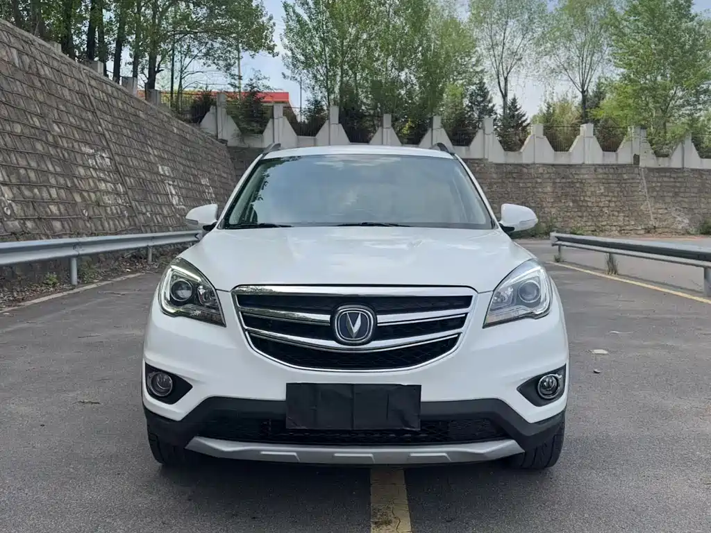 Changan CS35 — фото 2