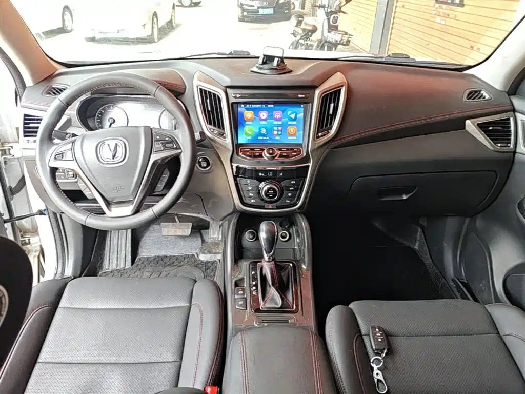 Changan CS75 — фото 10
