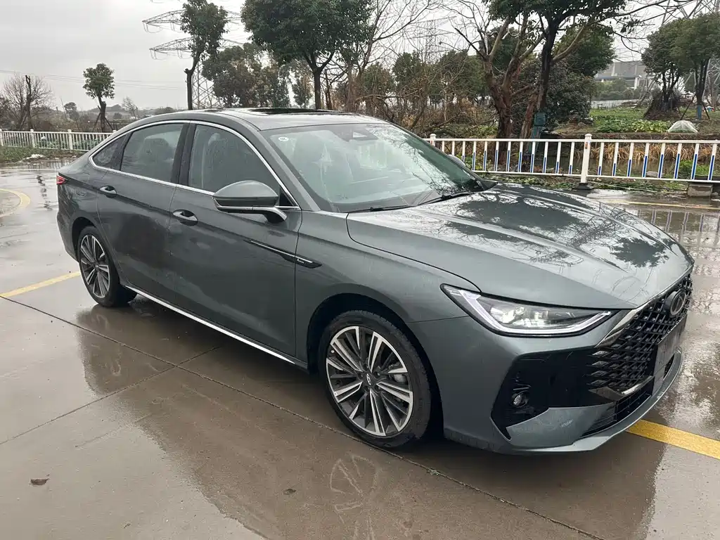 Chery Arrizo 8 PRO — фото 3