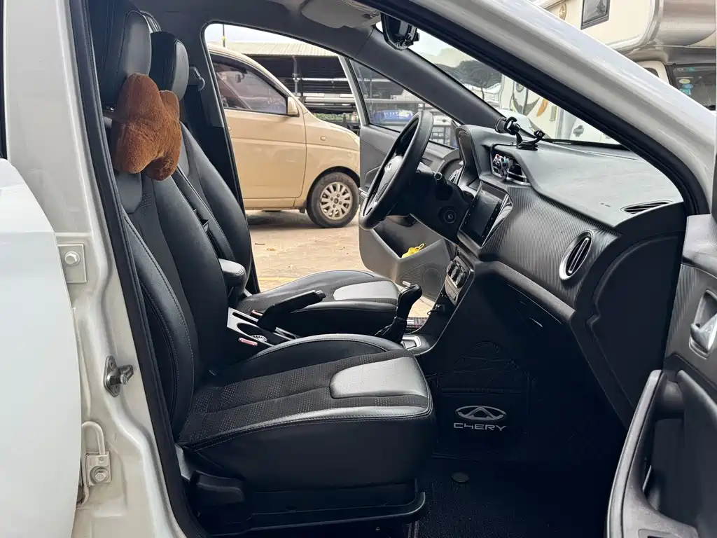 Chery Tiggo 3x — фото 9