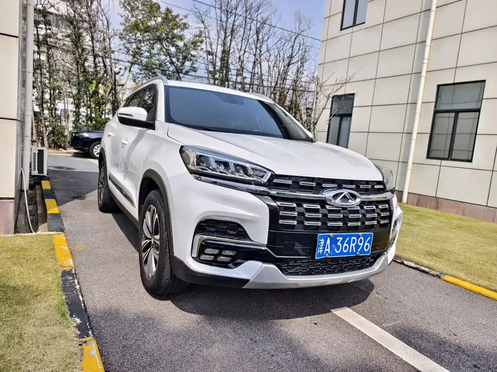 Chery Tiggo 8 — фото 2