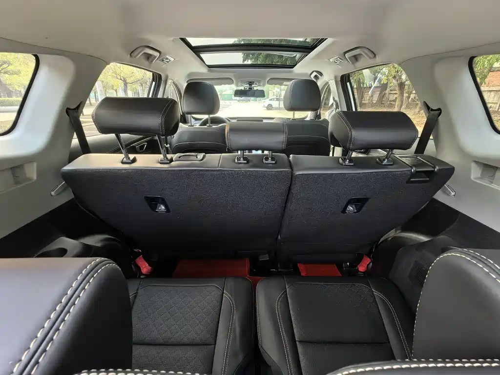 Chery Tiggo 8 — фото 14