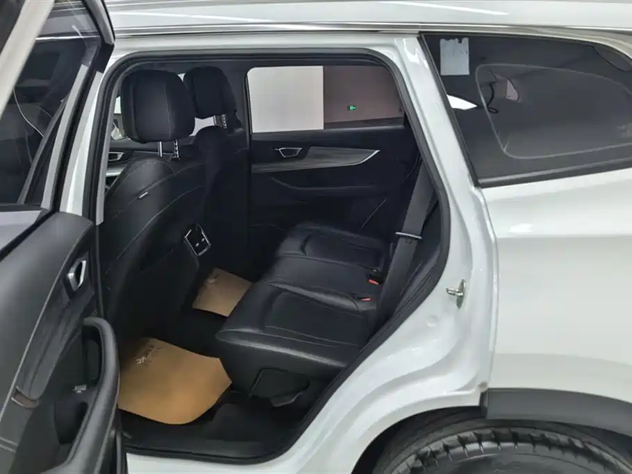Chery Tiggo 8 PLUS — фото 10