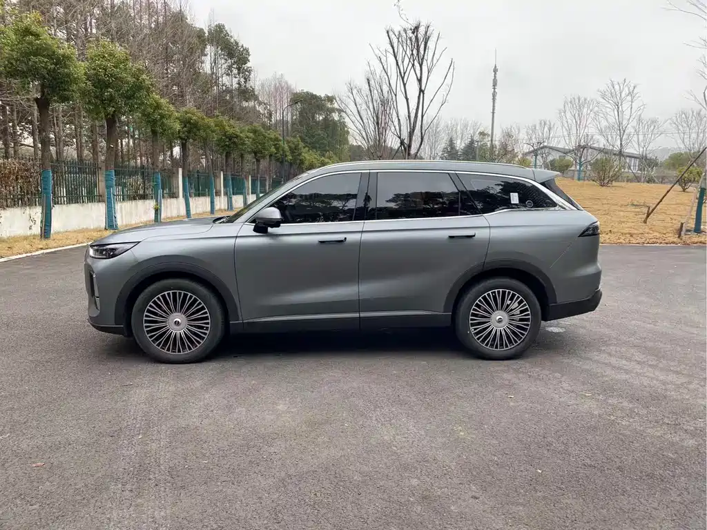 Chery Tiggo 8L — фото 3