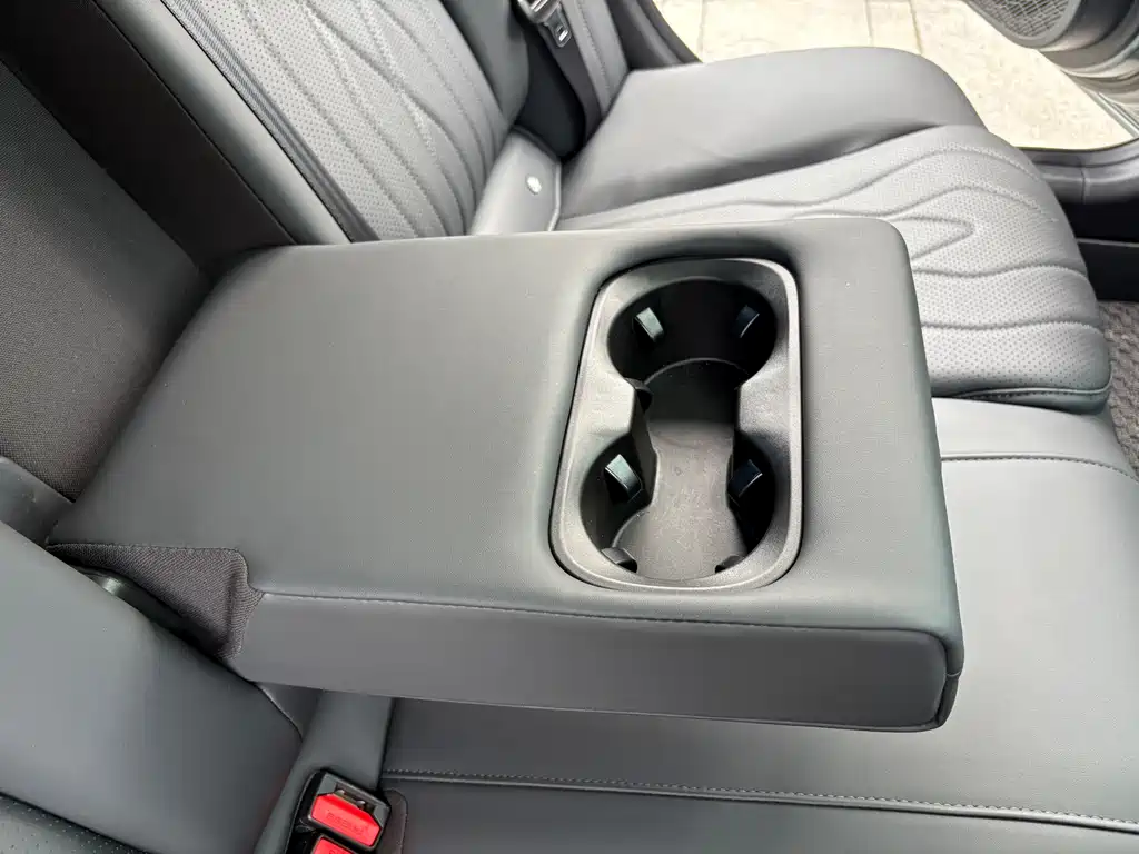 Chery Arrizo 8 PRO — фото 16