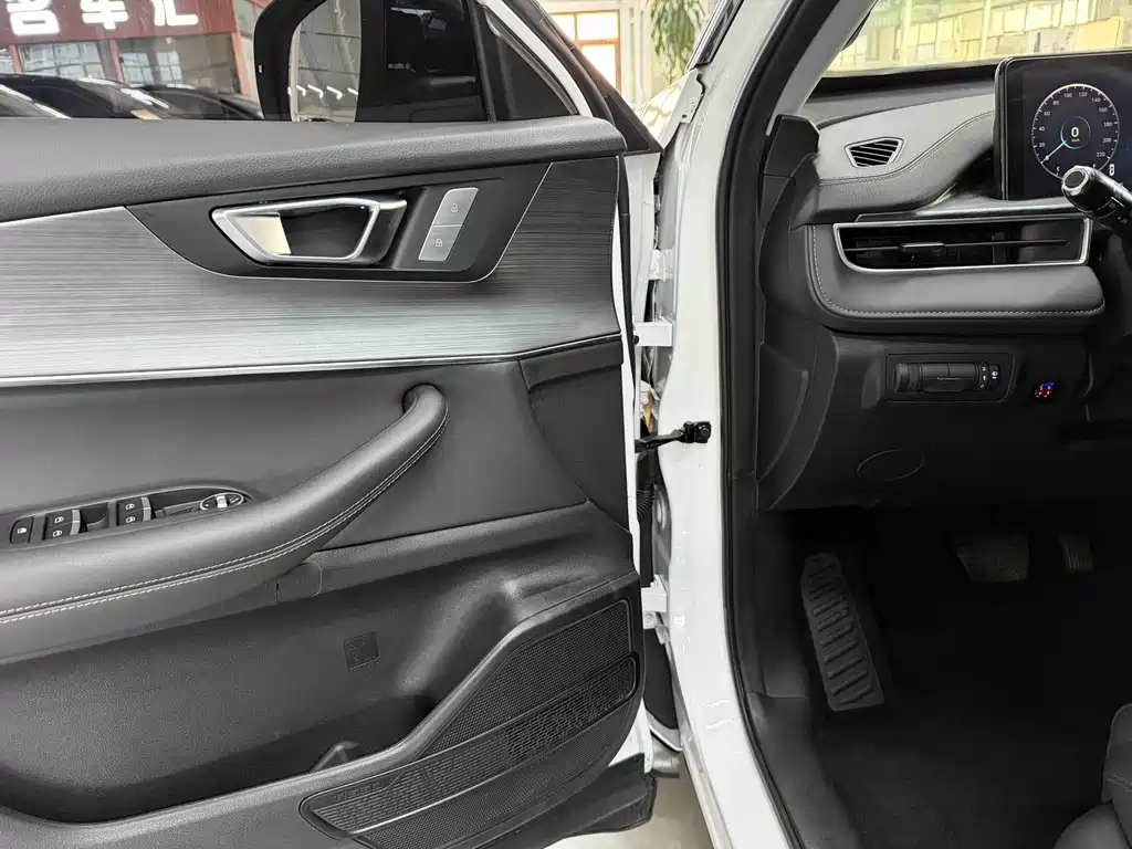 Chery Tiggo 7 PLUS — фото 9