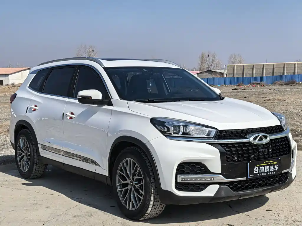 Chery Tiggo 8 — фото 3
