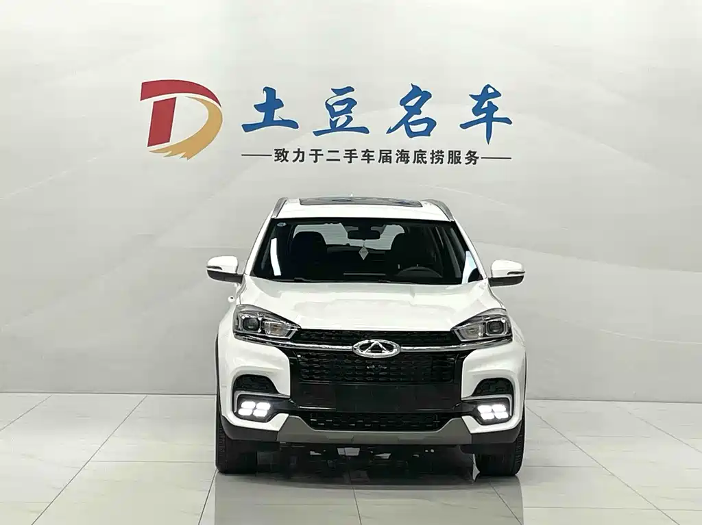 Chery Tiggo 8 — фото 2