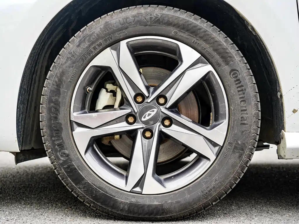 Chery Arrizo 5 PLUS — фото 20