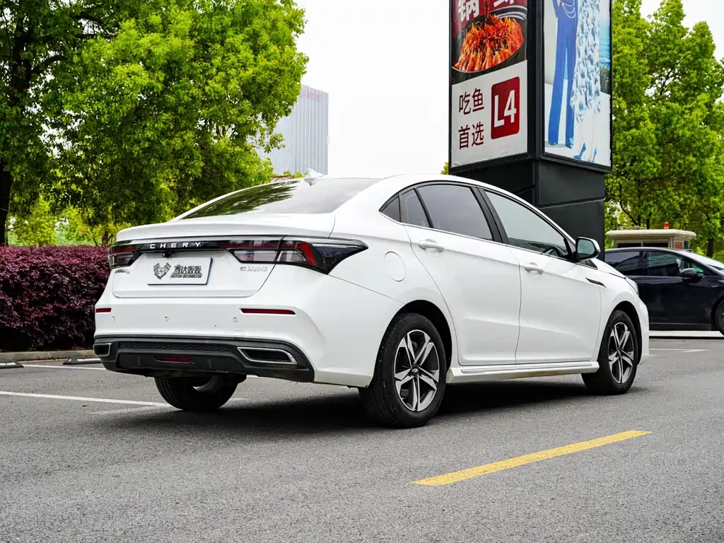 Chery Arrizo 5 PLUS — фото 6