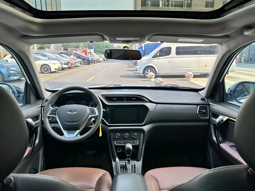 Chery Tiggo 3 — фото 6