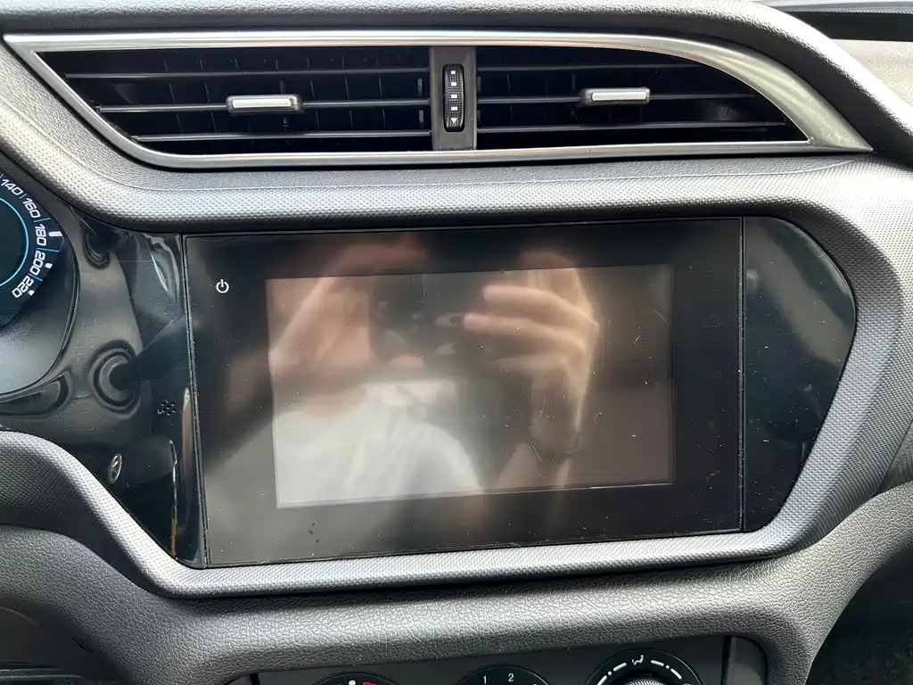 Chery Tiggo 3 — фото 8
