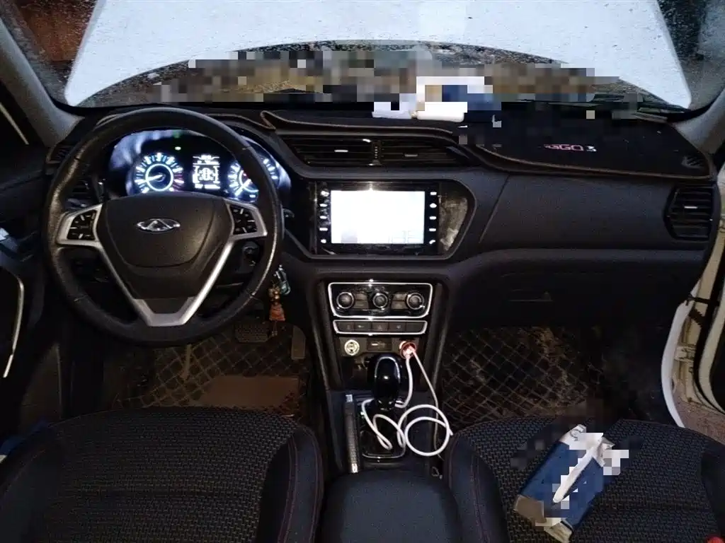 Chery Tiggo 3 — фото 13