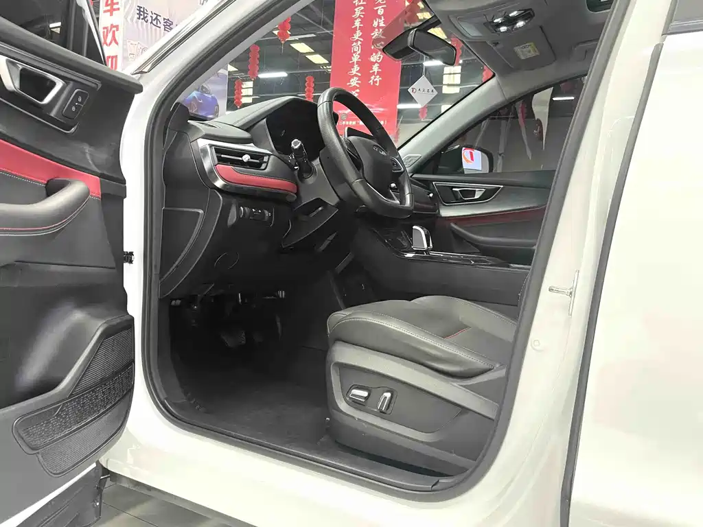 Chery Tiggo 7 — фото 7