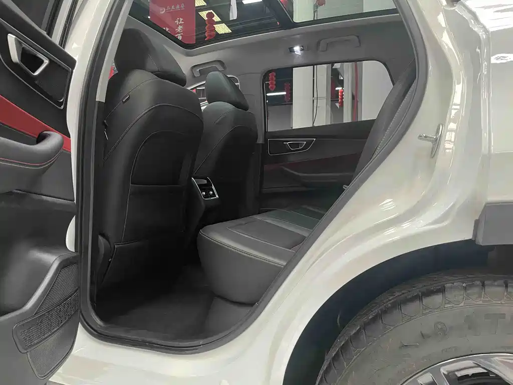 Chery Tiggo 7 — фото 10