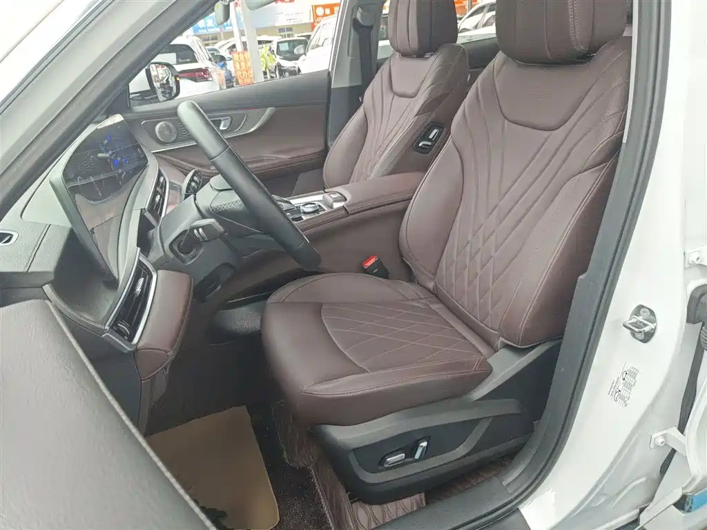 Chery Tiggo 8 PRO — фото 15