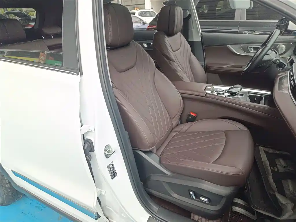 Chery Tiggo 8 PRO — фото 25