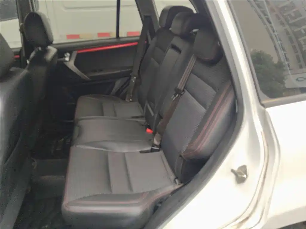 Chery Tiggo 3 — фото 13